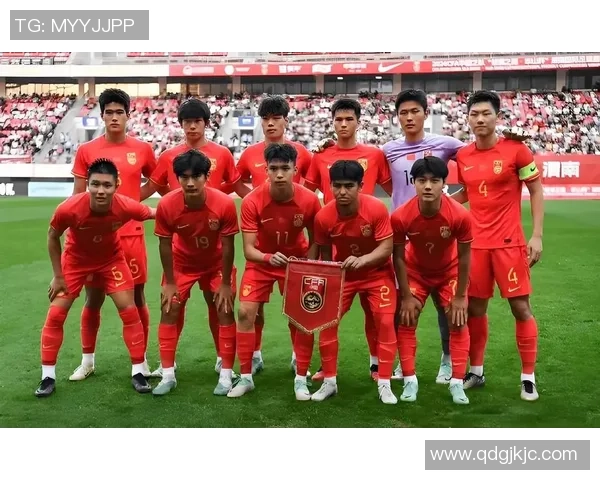 国足U19迎战菲律宾队全力争胜展现青春风采与拼搏精神